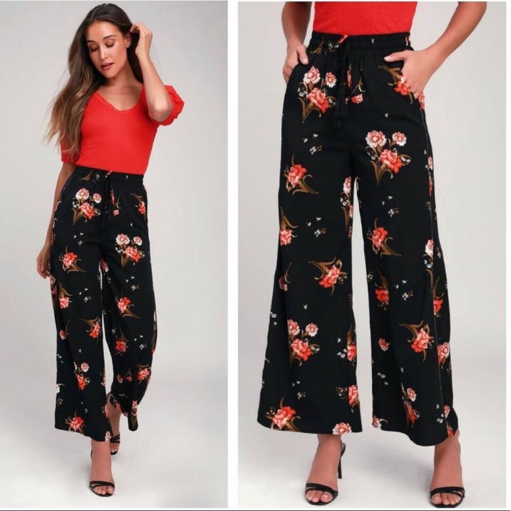 NWT Moon River Sunset Canyon Floral Wide Leg Pants